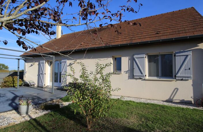Pavillon de 100 m² de plain-pied sur 2 132 m² — photo 2