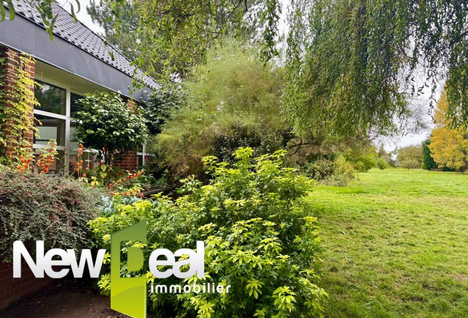 MAISON INDIVIDUELLE / 5 CHAMBRES / GARAGE / PISCINE — photo 1