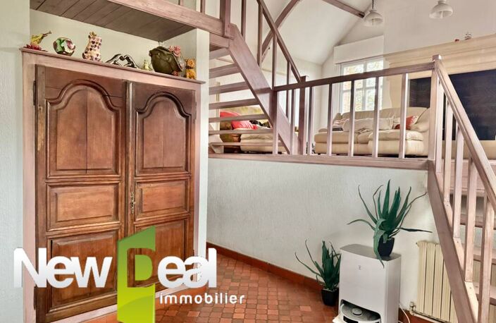 MAISON INDIVIDUELLE / 5 CHAMBRES / GARAGE / PISCINE — photo 2