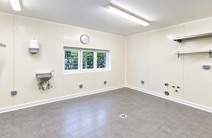 A Cestas - Local - entrepôt de 160 m² — photo 4