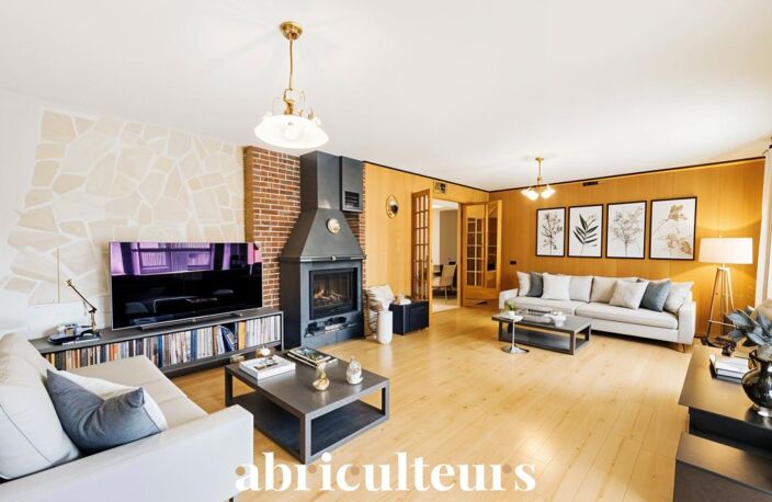 Maison familiale s avec jardin arboré en vente à  Châteaudun (28200) — photo 4