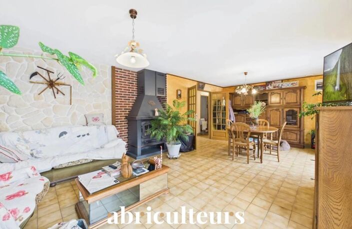 Maison familiale s avec jardin arboré en vente à  Châteaudun (28200) — photo 5
