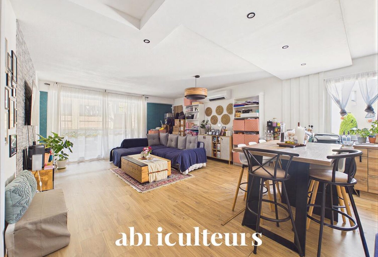 Appartement T3 avec balcon à la vente en centre-ville de Salon-de-Provence (13300) — photo 1