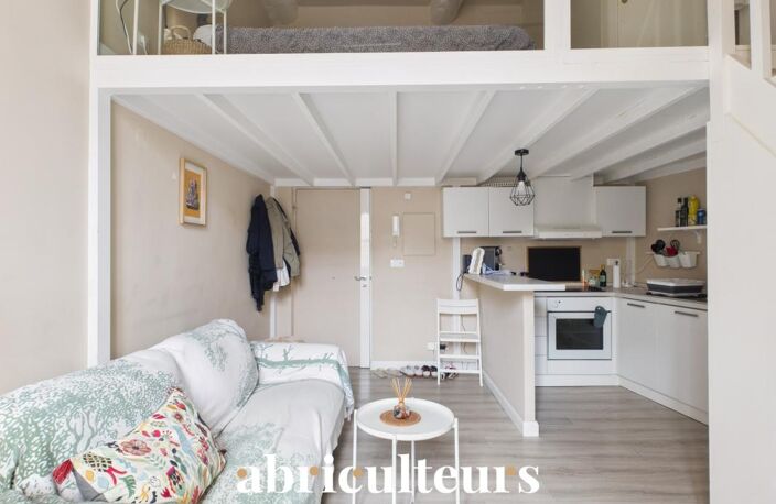 Charmant studio duplex rénové de 29,9 m², Emplacement exceptionnel en vente à Place Masséna, Nice (06000) — photo 4