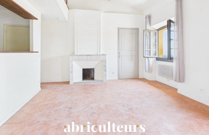 Lumineux appartement de 54 m² habitables en vente dans le centre historique de Grasse (06130) — photo 3