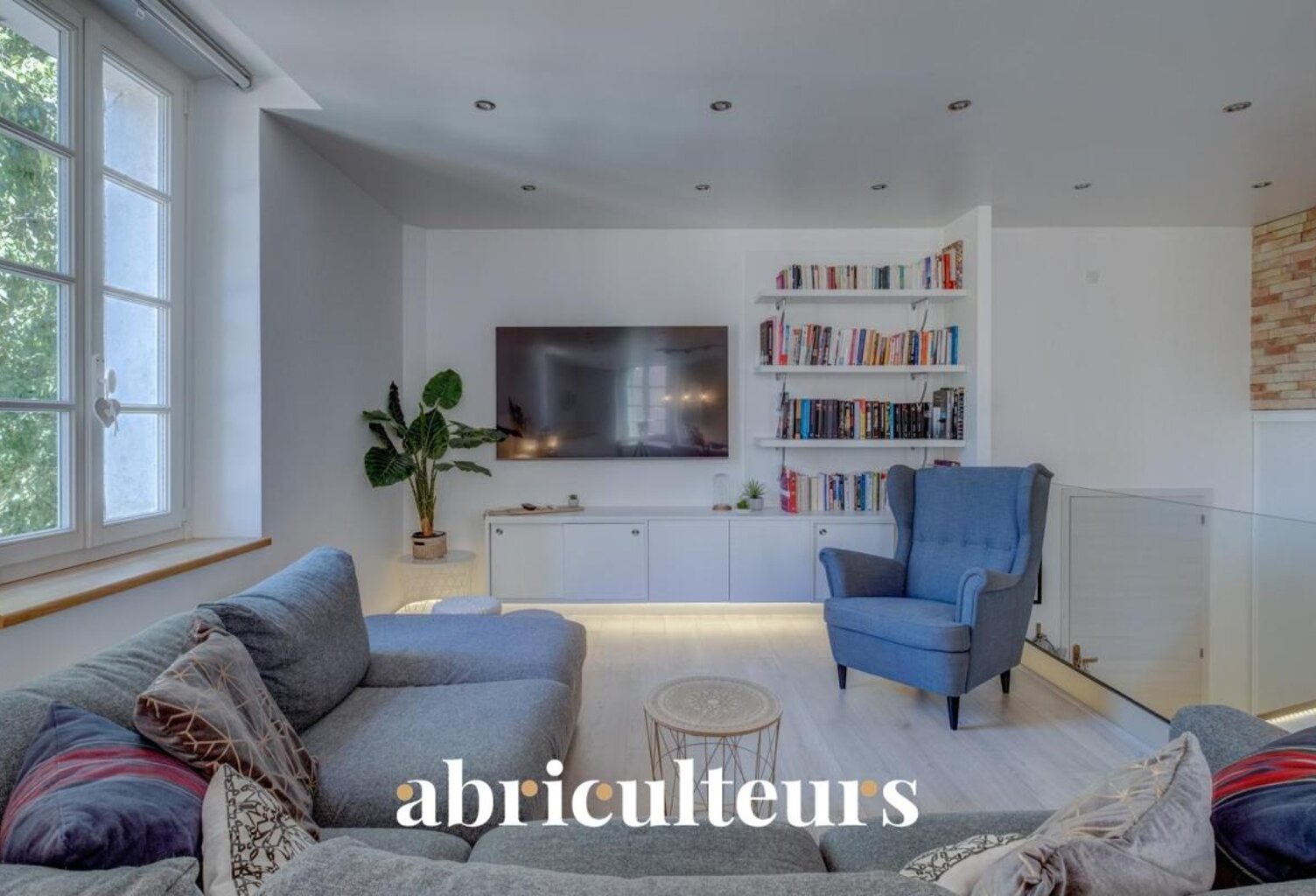Spacieux appartement traversant de 103,72 m² en vente à Montauroux (83440) — photo 1