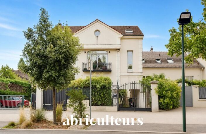 Maison individuelle atypique avec jardin et studio indépendant – Garches — photo 2