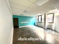 Bureaux de  45M² pouvant convenir pour un cabinet médical  en location à Chartres (28000) — photo 2