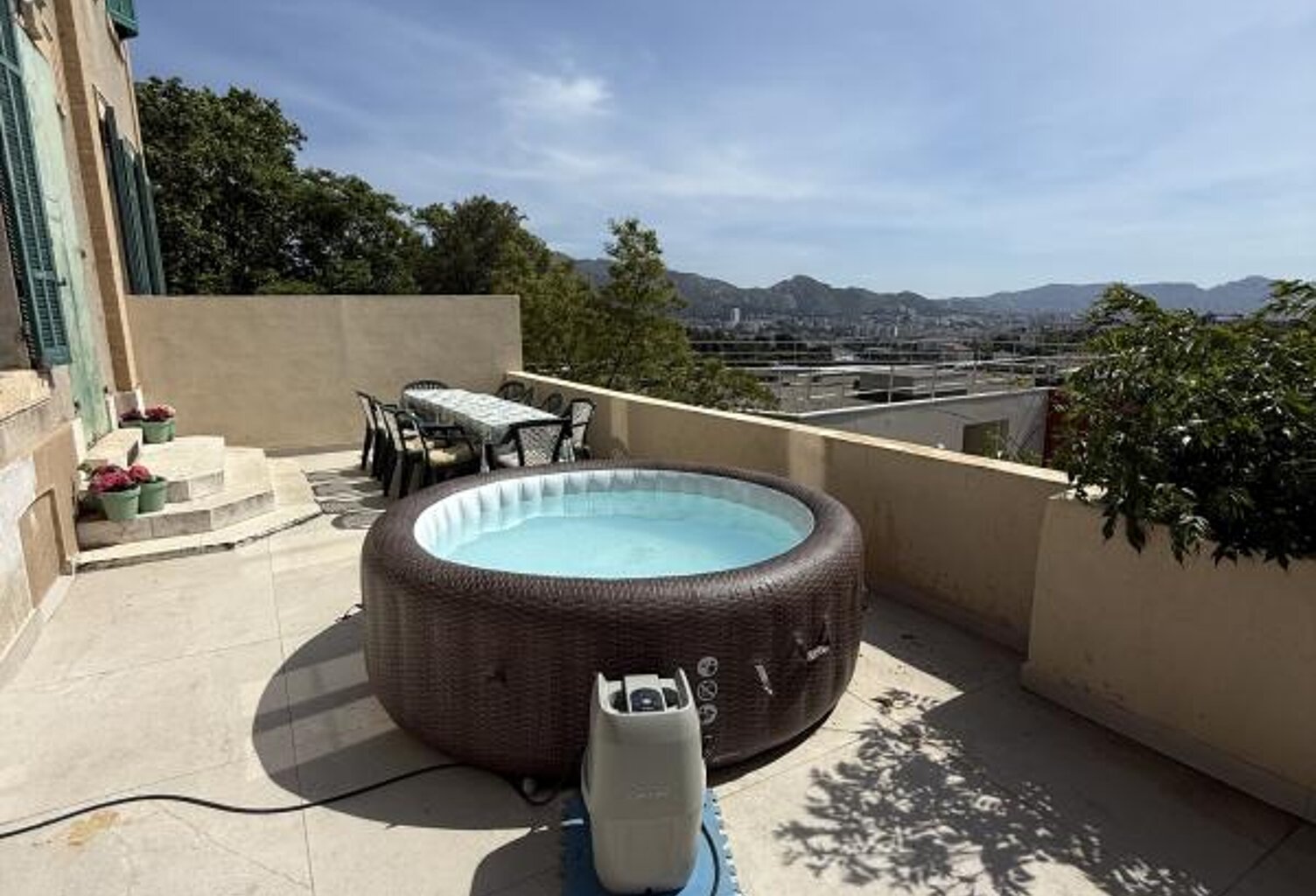 Duplex T3/4 aperçu mer et montagne - Terrasse, Jacuzzi - Marseille 12e — photo 1