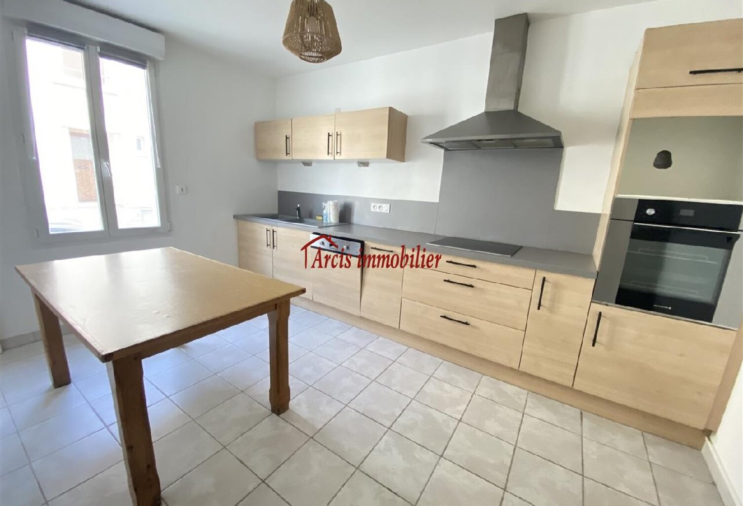 Vente maison 4 pièces 103 m² Arcis-sur-Aube (10700) — photo 1