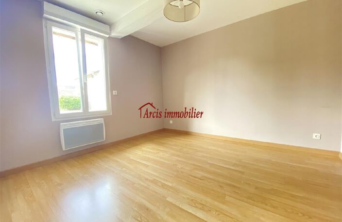 Vente maison 4 pièces 103 m² Arcis-sur-Aube (10700) — photo 3