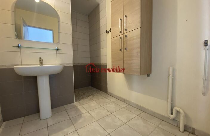 Vente maison 4 pièces 103 m² Arcis-sur-Aube (10700) — photo 5