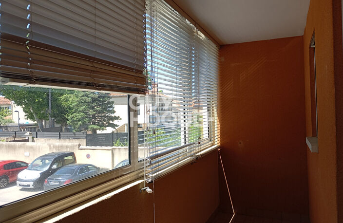 LOCATION : appartement T3 (80 m²) à CARPENTRAS — photo 4