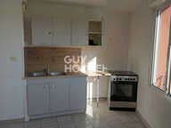 LE PONTET - T2 DE 46 m² AVEC BOX FERMÉ - INVESTISSEMENT LOCATIF CLÉ EN MAIN ! — photo 2