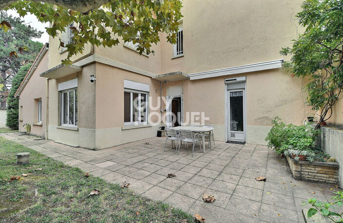 Montchat - Élégante maison familiale de charme avec jardin, Lyon 3ème (69003) — photo 2