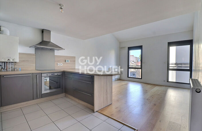Appartement T3bis avec mezzanine et balcon - Saint-Louis — photo 2