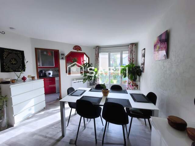 Appartement duplex en parfait état proche de tout, — photo du bien