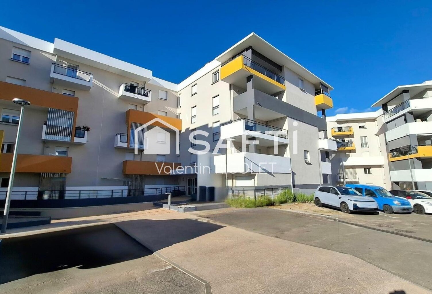 Grand Studio 30 m², Balcon - Locataire en place. — photo 1