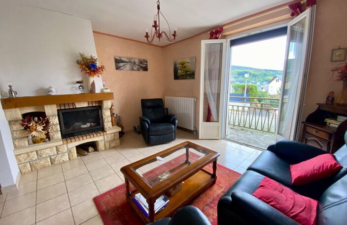 Maison individuelle avec ASCENSEUR, garage et terrain attenant — photo 2