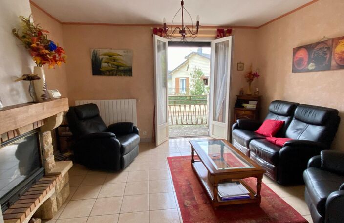 Maison individuelle avec ASCENSEUR, garage et terrain attenant — photo 3