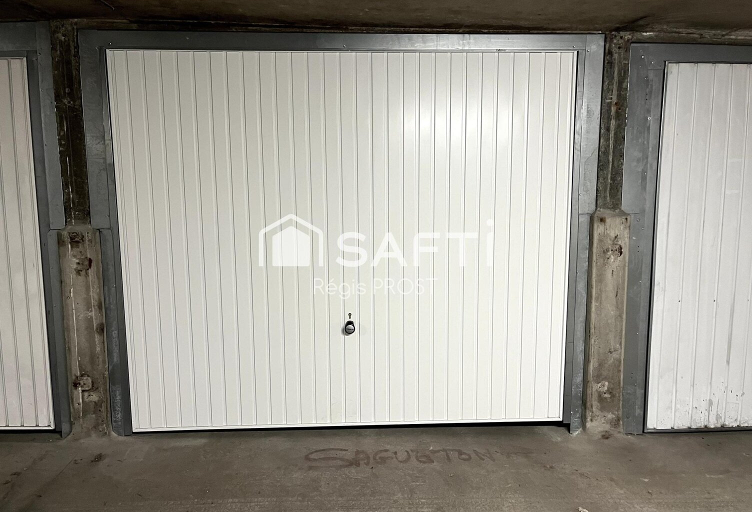 GARAGE FERMÉ 15 m²  Saint-Étienne — photo 1