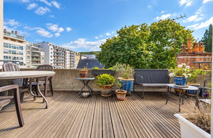 Magnifique appartement de 70m² avec terrasse et balcon en excellent état. — photo 2