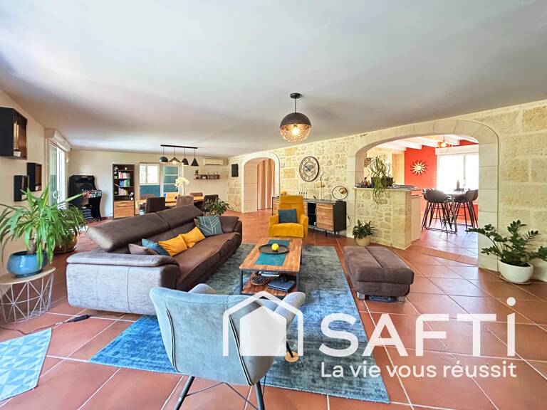 Maison de 223m² - 8 pièces - Piscine - Garage — photo 1