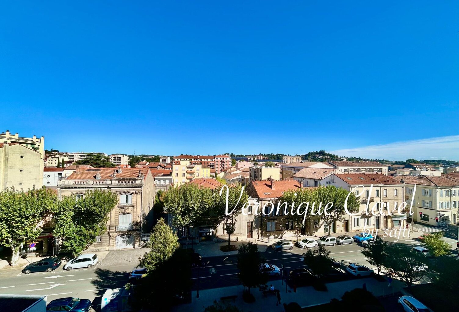 Bel appartement de 70m2  vue dégagée, avec balcon et cave — photo 1