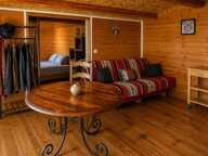 VILLERS-LES-BOIS – DEUX CHALETS EN BOIS – TERRAIN CLOS — photo 2