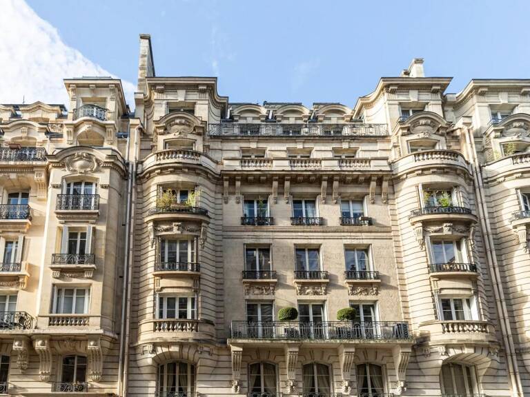 Appartement 1 pièce de 7 m² situé à Paris proche rue de Courcelles — photo 1