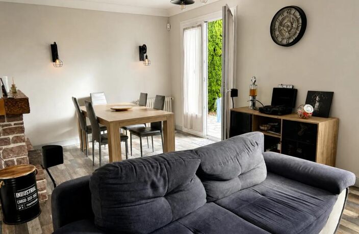 Maison de 4 pièces de 96 m² à Prin-Deyrançon — photo 3