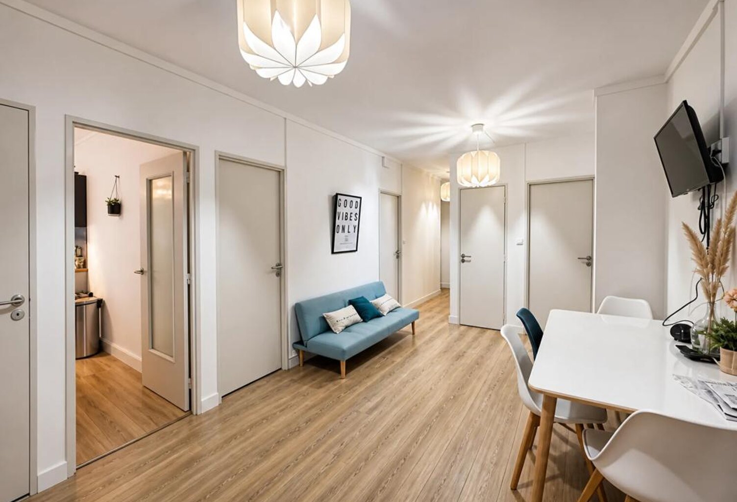 Appartement de 5 pièces de 113 m² à Poitiers — photo 1