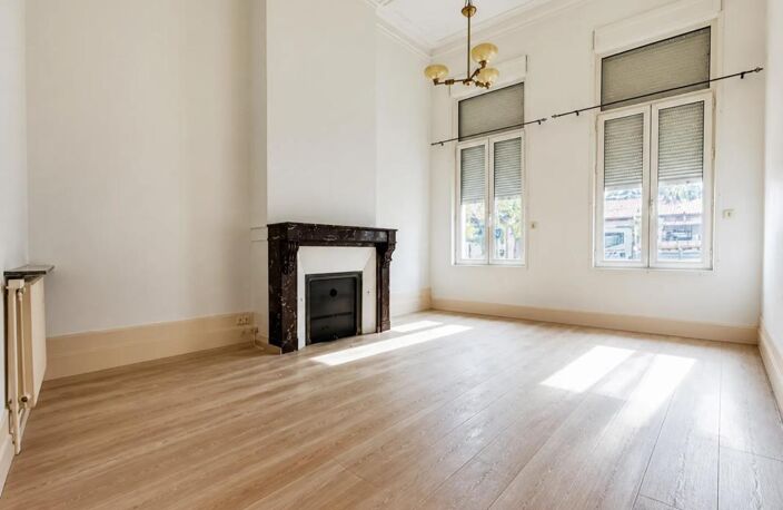 Maison de 5 pièces de 147 m² à Sainte-Bazeille — photo 4