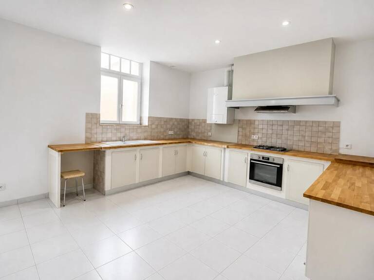 Maison de 5 pièces de 147 m² à Sainte-Bazeille — photo 1