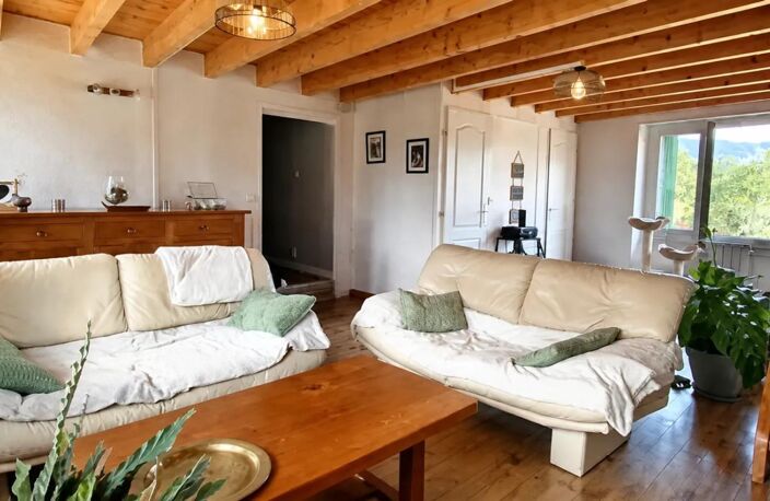 Maison de 6 pièces de 122 m² à Ambert — photo 3