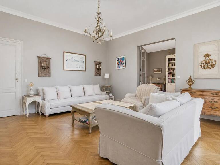 Maison de 8 pièces de 237 m² à Cambes — photo 1