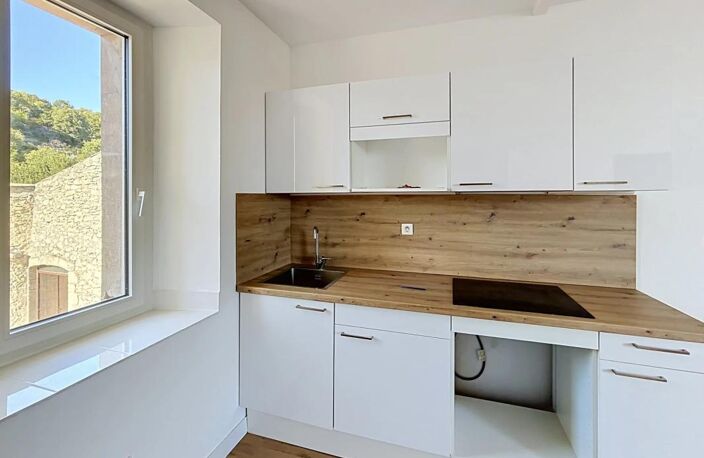 Peyruis – Bel appartement rénové au calme et sans vis-à-vis — photo 4