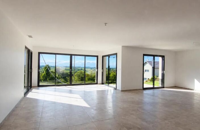 Maison de construction récente de plain-pied, 5 pièces de 135 m² à Tauves — photo 5