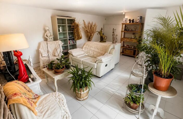 Maison de 6 pièces de 192 m² à Saint-Jean-d'Hermine — photo 3