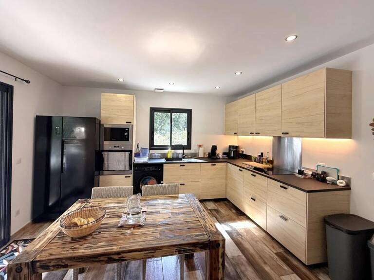 Maison de 1 pièce de 70 m² à Prunelli-di-Fiumorbo — photo 1