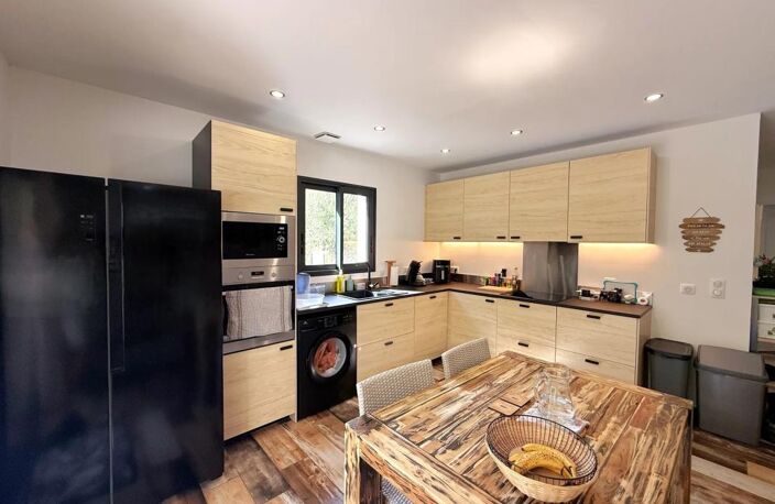 Maison de 1 pièce de 70 m² à Prunelli-di-Fiumorbo — photo 2