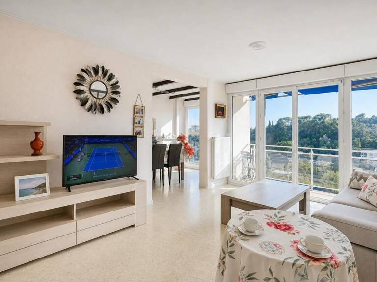 Appartement de 5 pièces de 90 m² à Alès — photo 1
