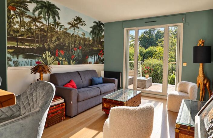 GARCHES – LE COTTAGE – 2 PIÈCES – 52 M² – TERRASSE & JARDIN PRIVATIFS – PISCINE – DOMAINE D'EXCEPTION — photo 3