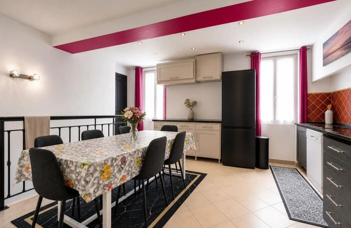 83300 DRAGUIGNAN - CENTRE VILLE - 5 PIÈCES - 4 CHAMBRES — photo 4
