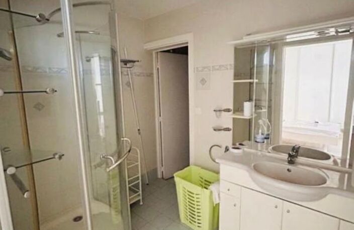 Appartement À Louer — photo 2