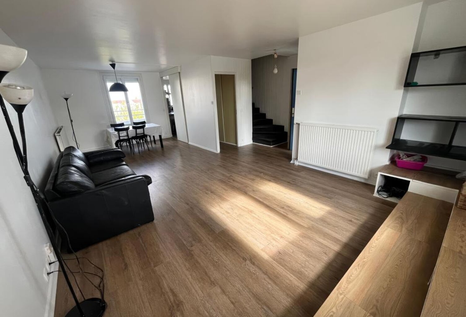 Appartement À Louer — photo 1