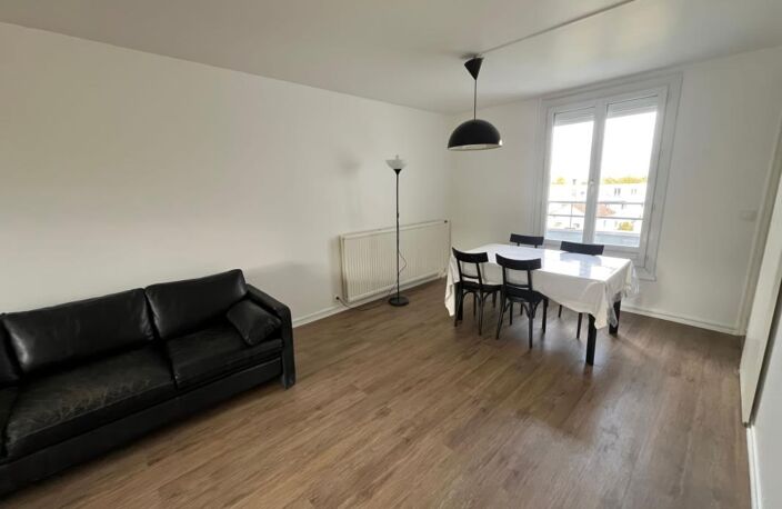 Appartement À Louer — photo 3