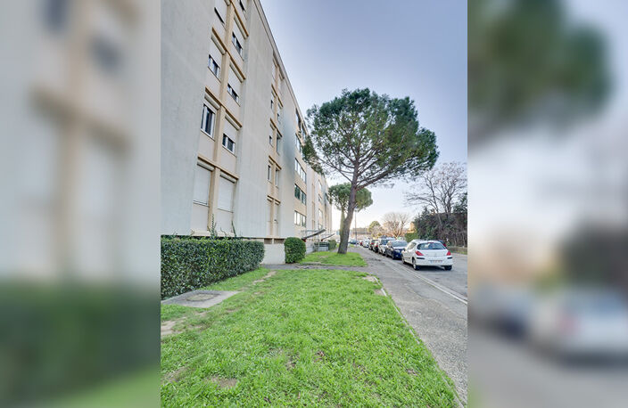 Type 2 - BAGNOLS SUR CEZE - LES AUBEPINES — photo 3