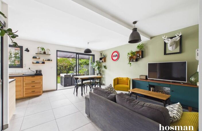 Maison 5 pièces avec terrasse et piscine - Tram C "Ausone" - Rue des Cyprès, Bruges — photo 3