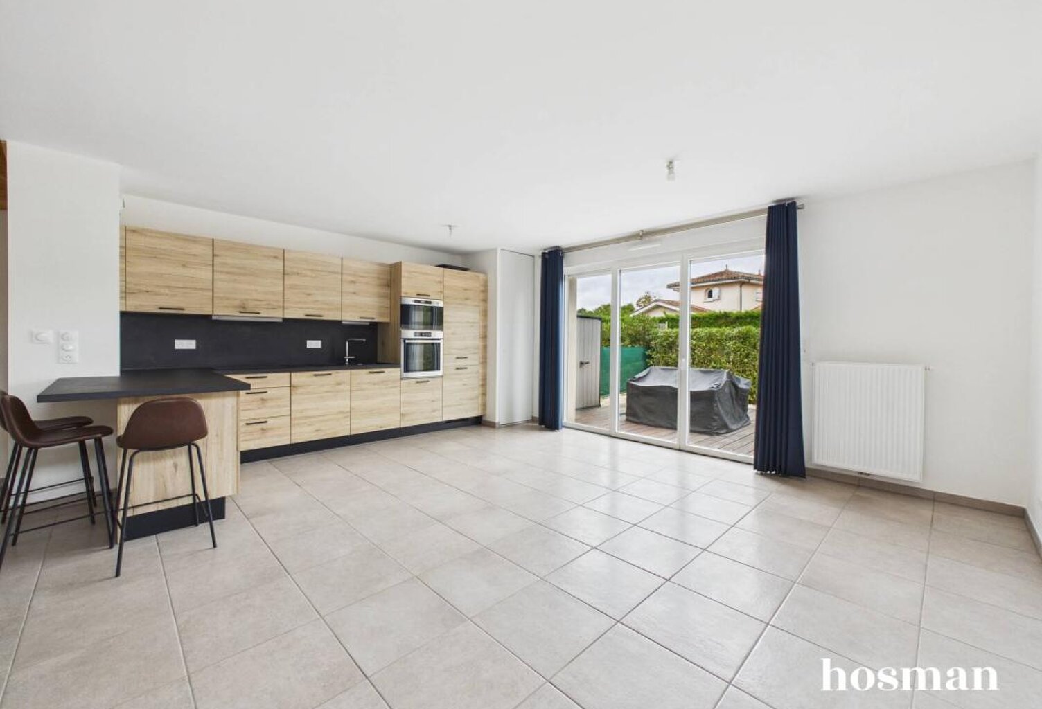 Maison 4 pièces avec jardin et terrasse à proximité de la forêt du Bourgailh — Pessac — photo 1